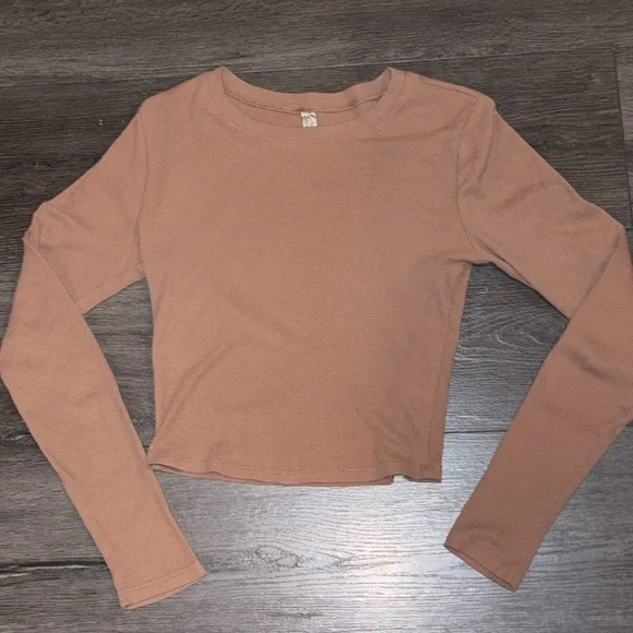 Free People Intimately Baby Tee Cropped Ribbed Long Sleeve Size XS Light Brown - Picture 4 of 8